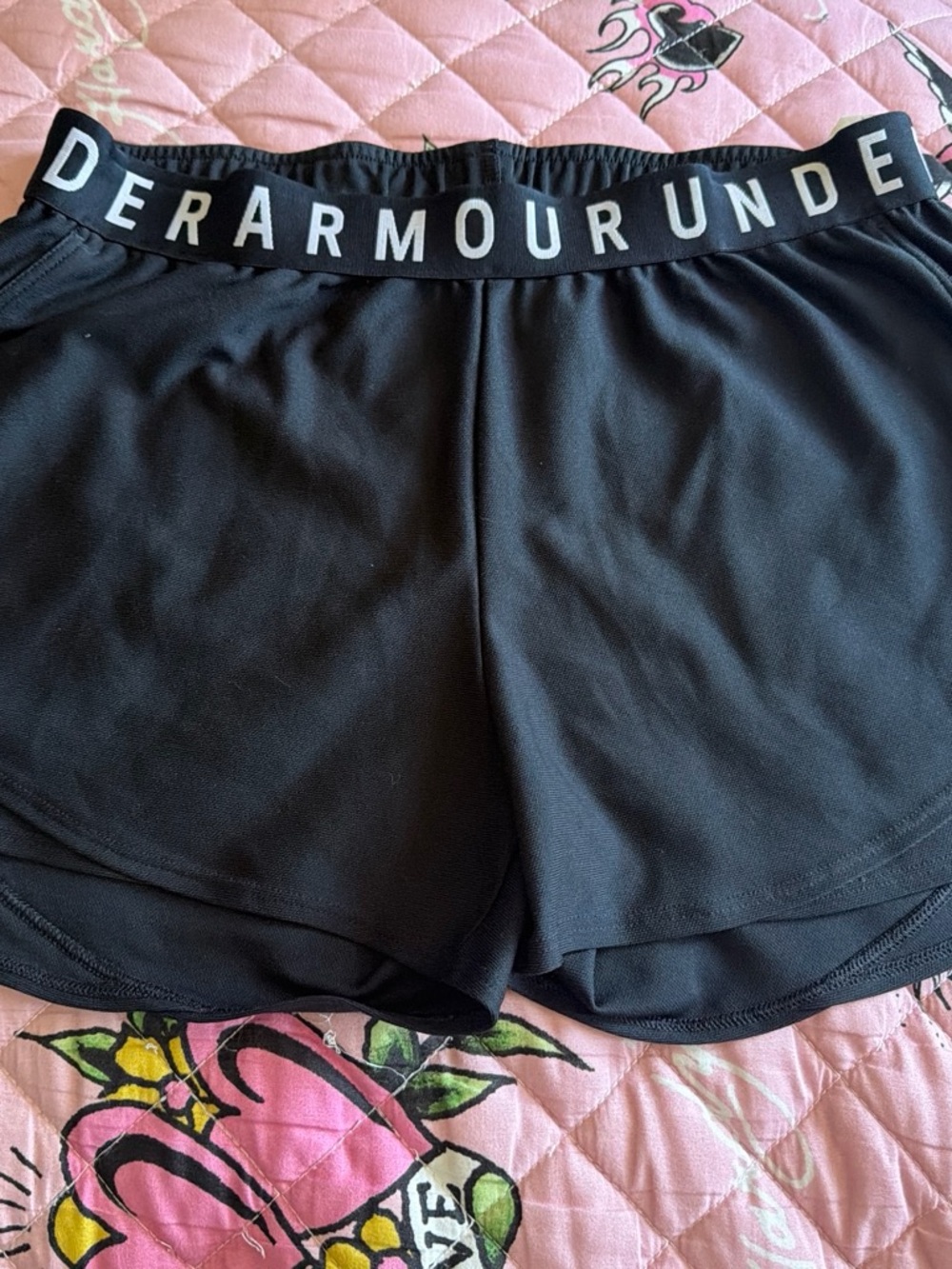 Under Armour Black Women's Athletic Shorts with Logo Waistband